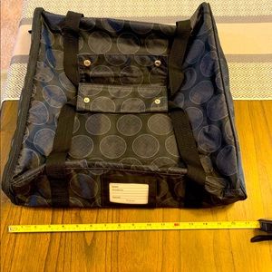 Thirty-One Insulted Casserole Carrier